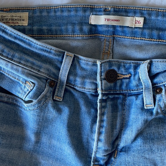 Jeans - Picture 4 of 4